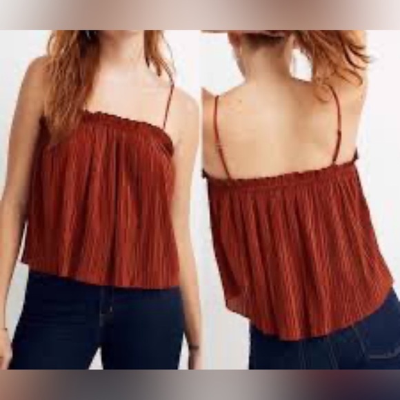 MADEWELL Nicole Pleaded Ruffled Top - Picture 7 of 7